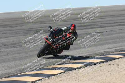 media/Oct-13-2025-Moto Forza (Mon) [[a66d839500]]/3-B Group/Session 2 (Bowl)/